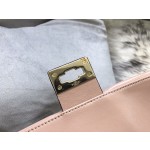 Valentino Messenger Shoulder Model: 0055