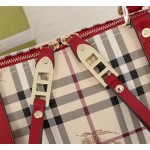 Burberry popular model number: 40832