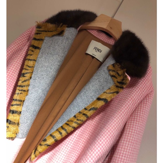 FENDI Cashmere Coat B12 (Please consult customer service to confirm the size before placing an order for a customized version)
