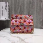 Valentino Fan Bingbing with the same handbag Model: V0122