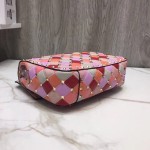 Valentino Fan Bingbing with the same handbag Model: V0122