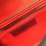 Valentino Fan Bingbing with the same handbag Model: V0122