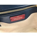 Valentino Messenger Shoulder Model: 0055