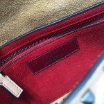 Valentino quilted embroidery Fine workmanship and micro-rivet inlay Model: 0122