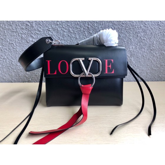 Valentino's latest VRING Bag model 0004M Qixi Festival