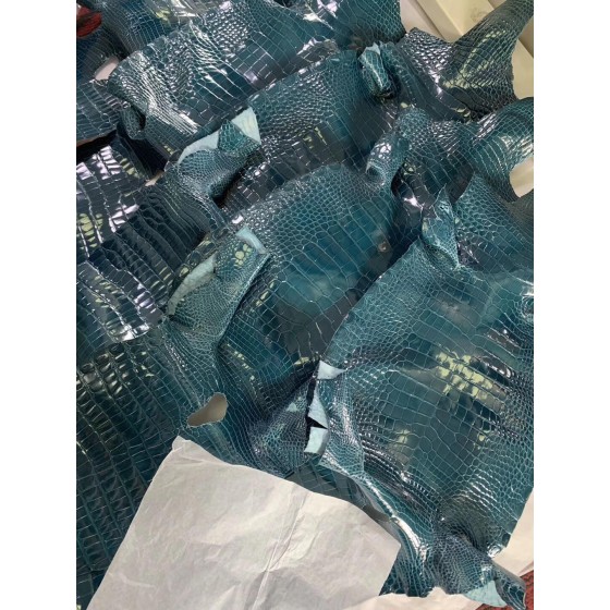 Hermès makes exclusive leather glossy American alligator:bosphorus green