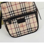 Burberry's latest model 💓 Article number: 22583