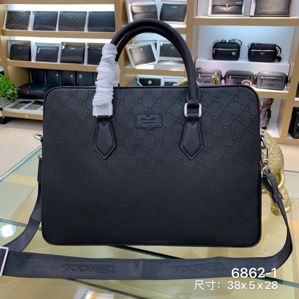 Gucci- Briefcase Model: 6862-1