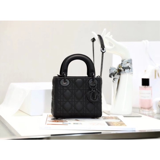 Three compartments So black🖤 Lady Dior Ultra Mat Pocket Handbag