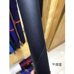 Hermes makes exclusive leather Togo calfskin: blue line