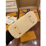 Louis Vuitton M53152