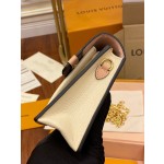 Louis Vuitton exclusive starting model: M60237