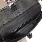 Prada messenger bag 🎉 2ZH108