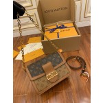 Louis Vuitton Exclusive starting model: M44391