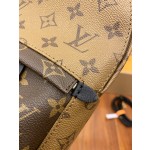 Louis Vuitton exclusive first model: M42411