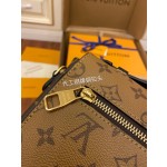 Louis Vuitton's exclusive debut model: M44876 Super Enhanced Edition