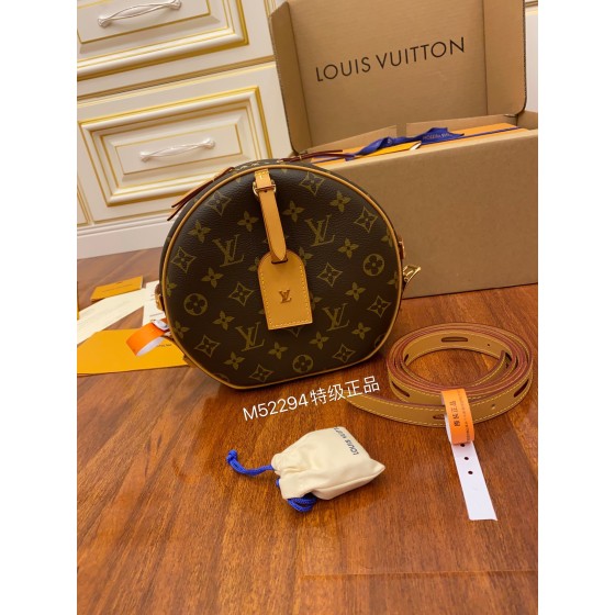 Louis Vuitton's exclusive debut model: M52294 Super Enhanced Edition