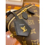 Louis Vuitton exclusive starting model: M45165