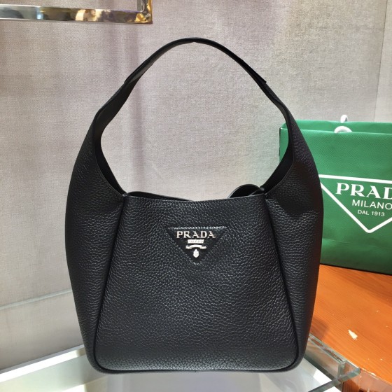 Prada bucket bag ✨ 1BC127
