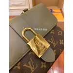 Louis Vuitton M44797