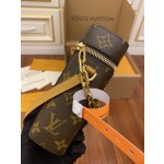 Louis Vuitton M44914