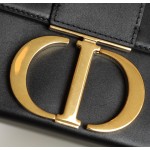 Montaigne 𝙢𝙞𝙣𝙞 box bag