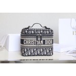 DIOR TRAVEL VANITY Cosmetic Bag