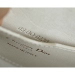 In-stock real shot ❖ White small 𝘾-𝟎𝟖𝟏 𝙙𝙞𝙤𝙧 𝙗𝙤𝙗𝙗𝙗𝙮