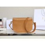 In stock ❖ Caramel Medium 𝘾-𝟎𝟗𝟏 𝙙𝙞𝙤𝙧 𝙗𝙤𝙗𝙗𝙗𝙮