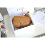 In stock ❖ Caramel Medium 𝘾-𝟎𝟗𝟏 𝙙𝙞𝙤𝙧 𝙗𝙤𝙗𝙗𝙗𝙮