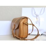 In stock ❖ Caramel Medium 𝘾-𝟎𝟗𝟏 𝙙𝙞𝙤𝙧 𝙗𝙤𝙗𝙗𝙗𝙮