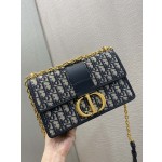 Montaigne Collection Chain Terms