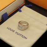 Louis Vuitton Ring
