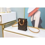 Louis Vuitton 𝐏𝐄𝐓𝐈𝐓 𝐒𝐀𝐂 𝐏𝐋𝐀𝐓 M69442原