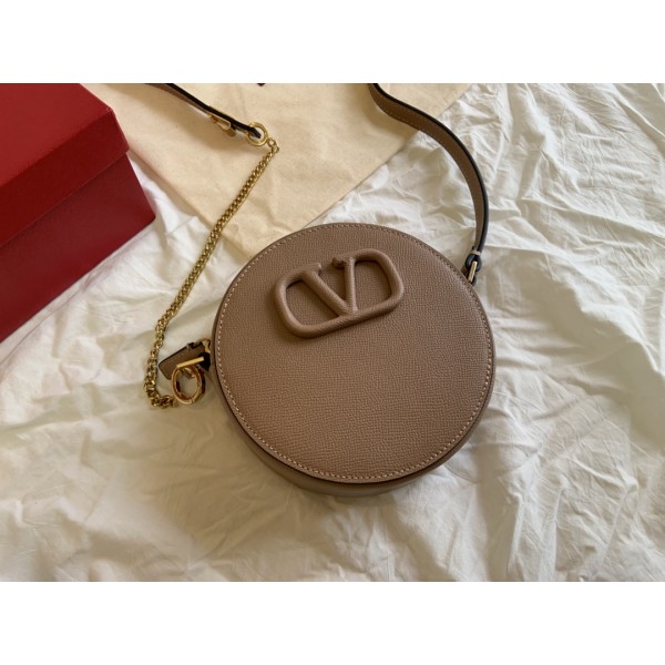 Valentino Round Bread Bag Model: 7788