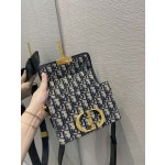 Montaigne Oblique Print