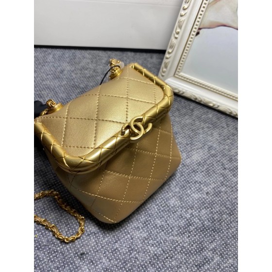 CHANEL Advanced Handicraft Workshop Series Large AS1886