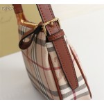 Burberry Underarm Mahjong Bag 1816
