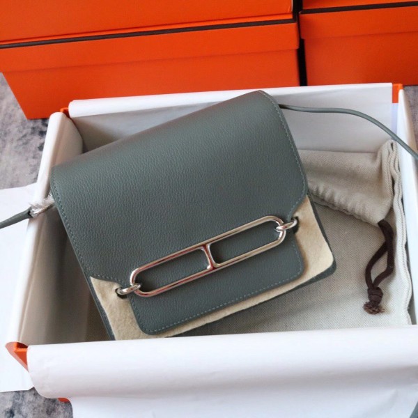 Roulis 19cm Evercolor Leather 63 Almond Green Silver Buckle