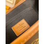 Louis Vuitton exclusive starting model: M45142