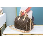 Louis Vuitton 𝙎𝙋𝙀𝙀𝘿𝙔 M41113