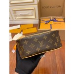 Louis Vuitton M45528