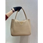 Prada 1BC142 handbag