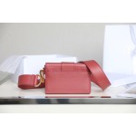 Montaigne hibiscus powder 𝙢𝙞𝙣𝙞 box bag