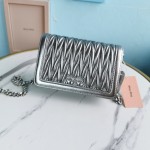 MIU MIU 5BH099 Lambskin shoulder pad and metal chain splicing long shoulder strap