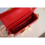 Montaigne red 𝙢𝙞𝙣𝙞 box bag
