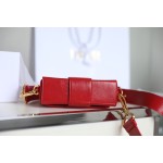 Montaigne red 𝙢𝙞𝙣𝙞 box bag