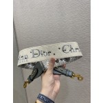Dior classic heavy letter shoulder strap