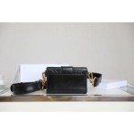 Montaigne Black 𝙢𝙞𝙣𝙞 Box Bag