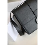 Montaigne palm print cow leather flap bag